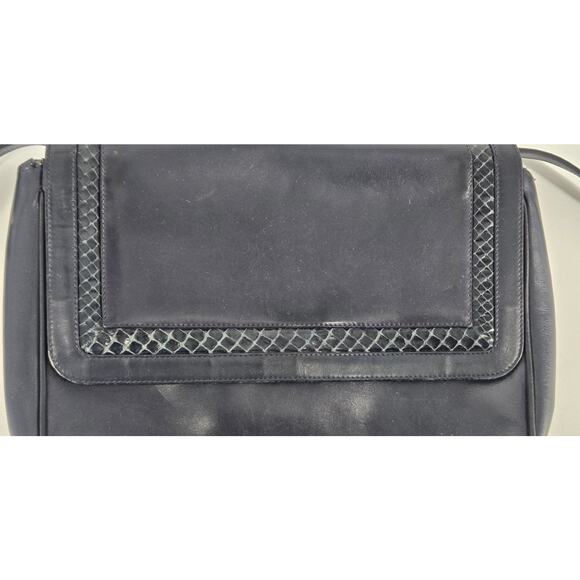 Vintage Salvatore Ferragamo Navy Blue Leather Shoulder Bag Snakeskin Accent - Picture 3 of 8